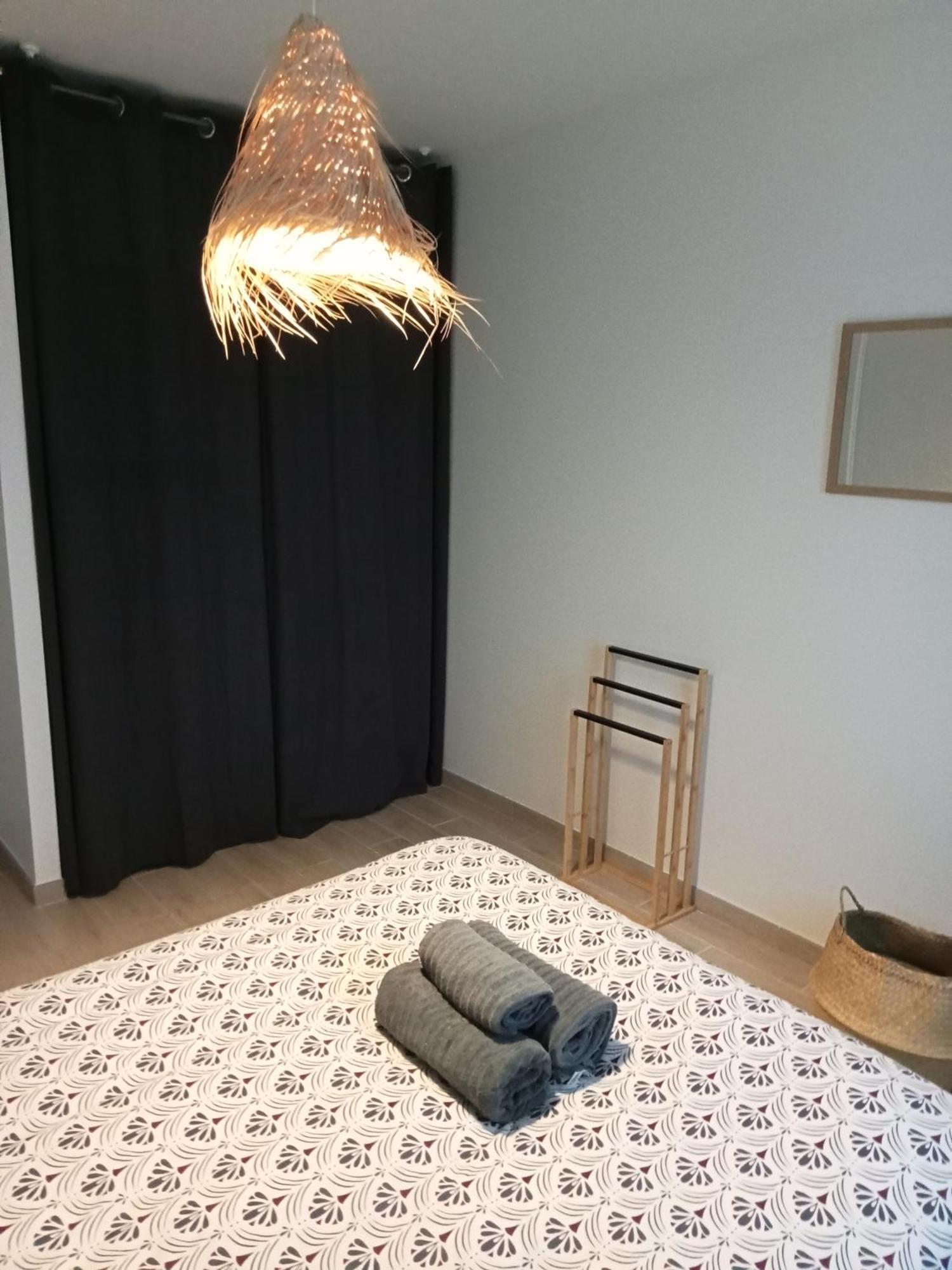 Comme A La Maison Sainte-Helene  Exteriér fotografie